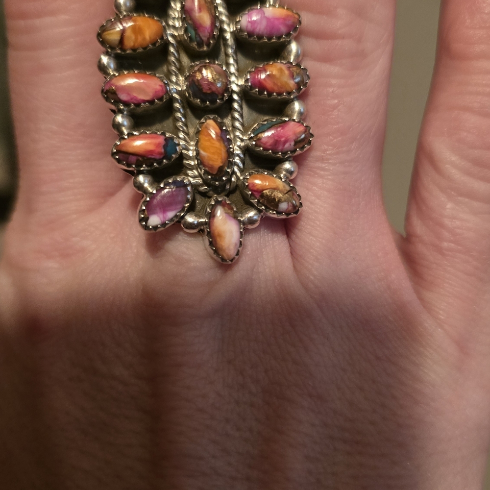 Elegant Multi-Stone Statement Ring - Picture 2 of 4